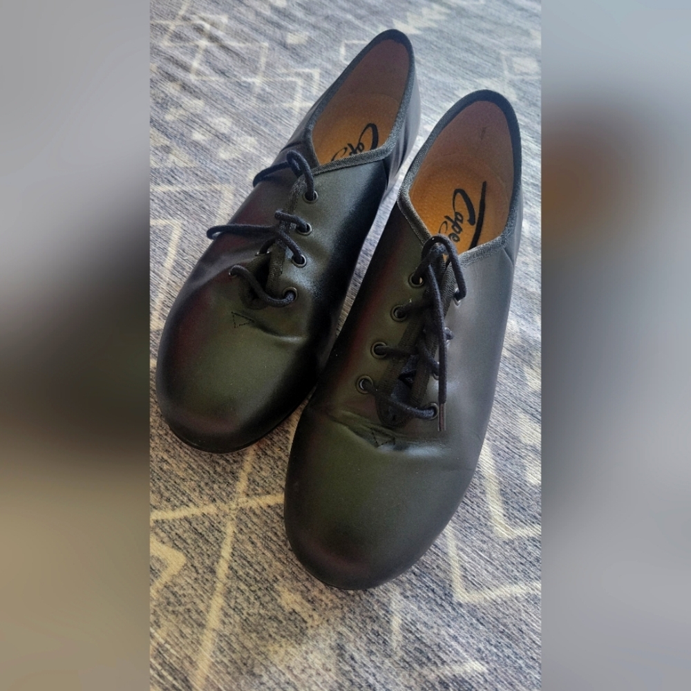 Capezio, 9.5M, CG Premier Tap Shoes, used twice